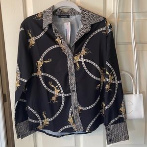 Boohoo Women’s Size 8 Button up. Never worn, with tags